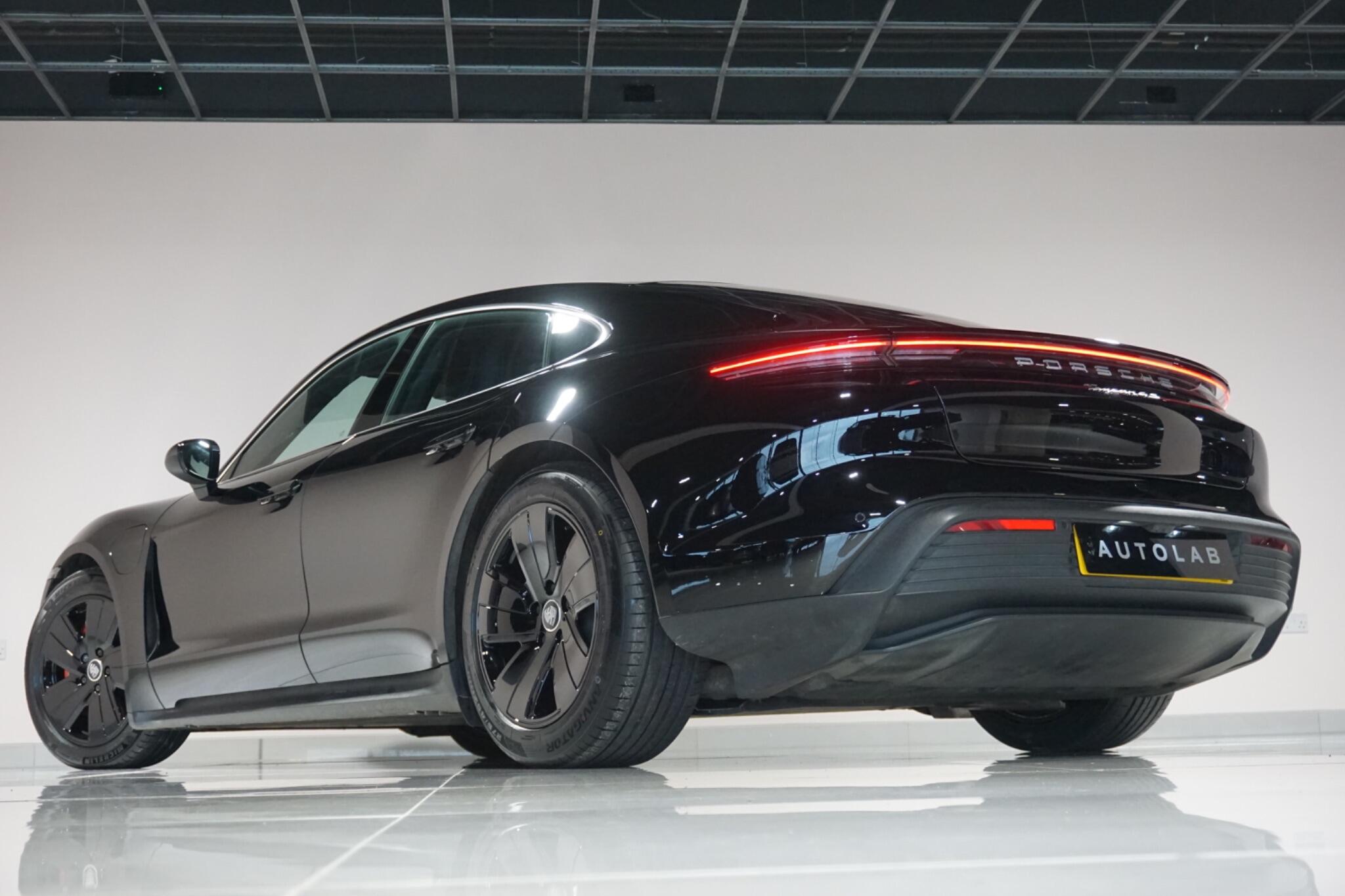 Porsche Taycan Performance 79.2kWh 4S Saloon 4dr Electric Auto 4WD (530 ps)